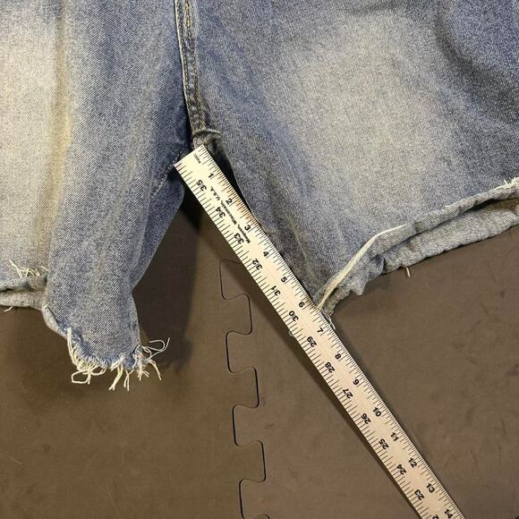 Mens size large jean shorts - Picture 8 of 8